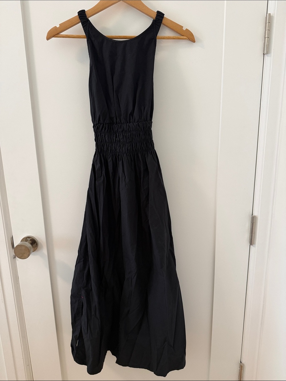 XiRENA Black Sleeveless Maxi with Smocked Waist